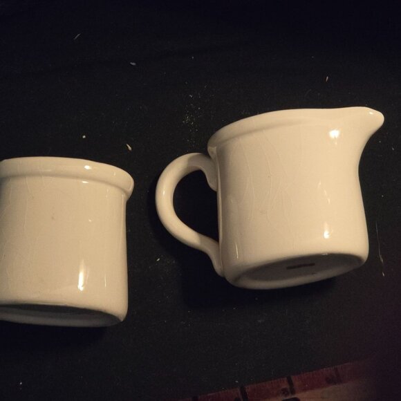 Vintage Taiwan Ceramic Cream & Sugar Set With Blue Hooded Duck Design - Picture 5 of 10